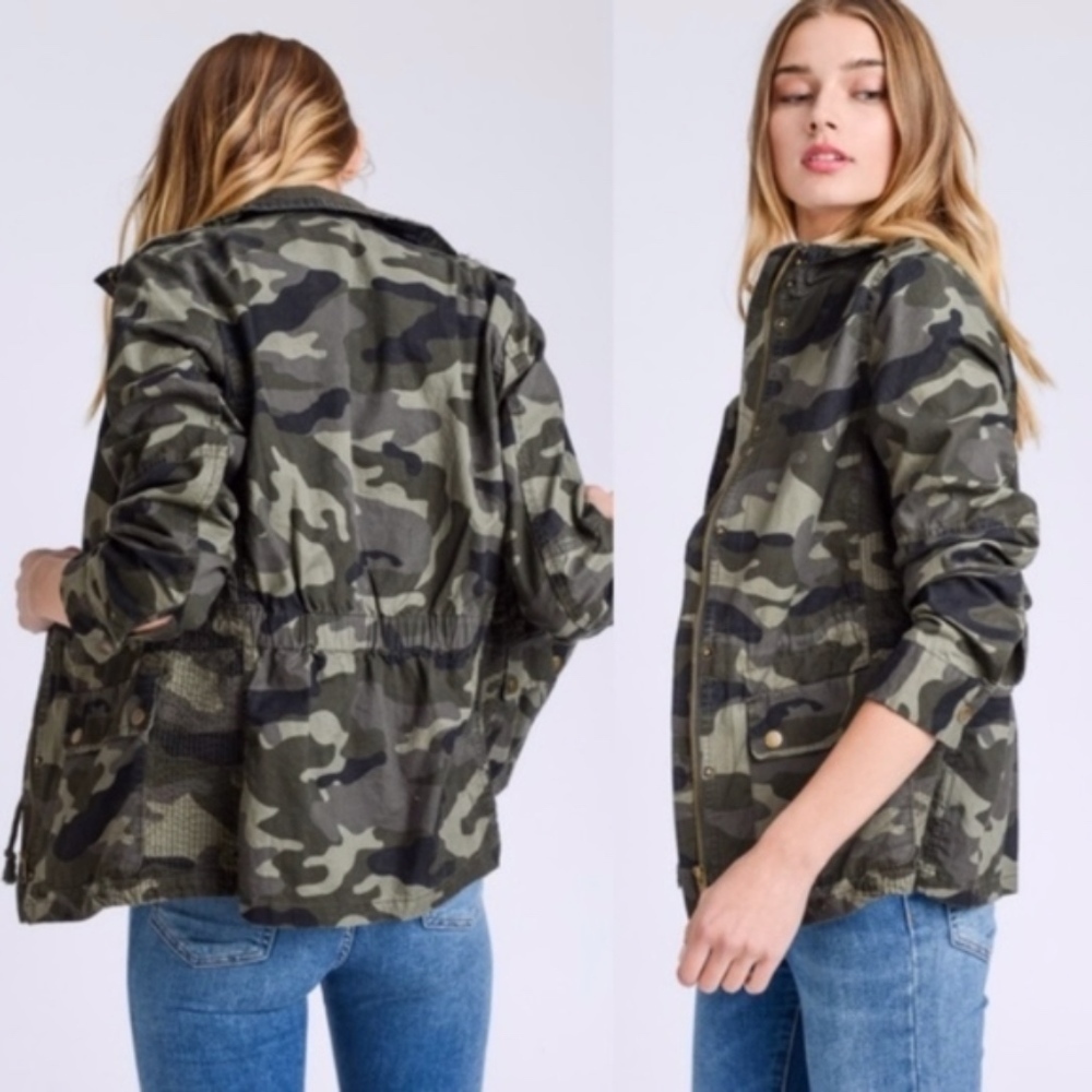 BellanBlue Camouflage Jacket Lg - Picture 2 of 2